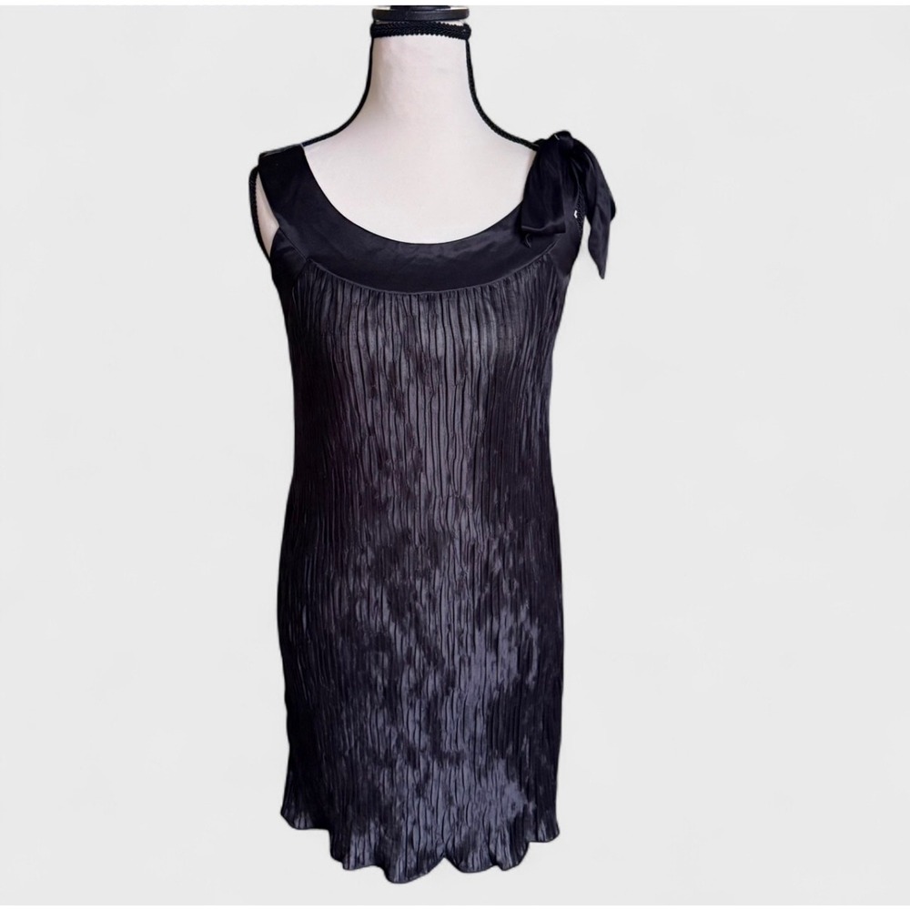 Vintage Black Pleated Short Dress with Bow‎ Detail on Shoulder